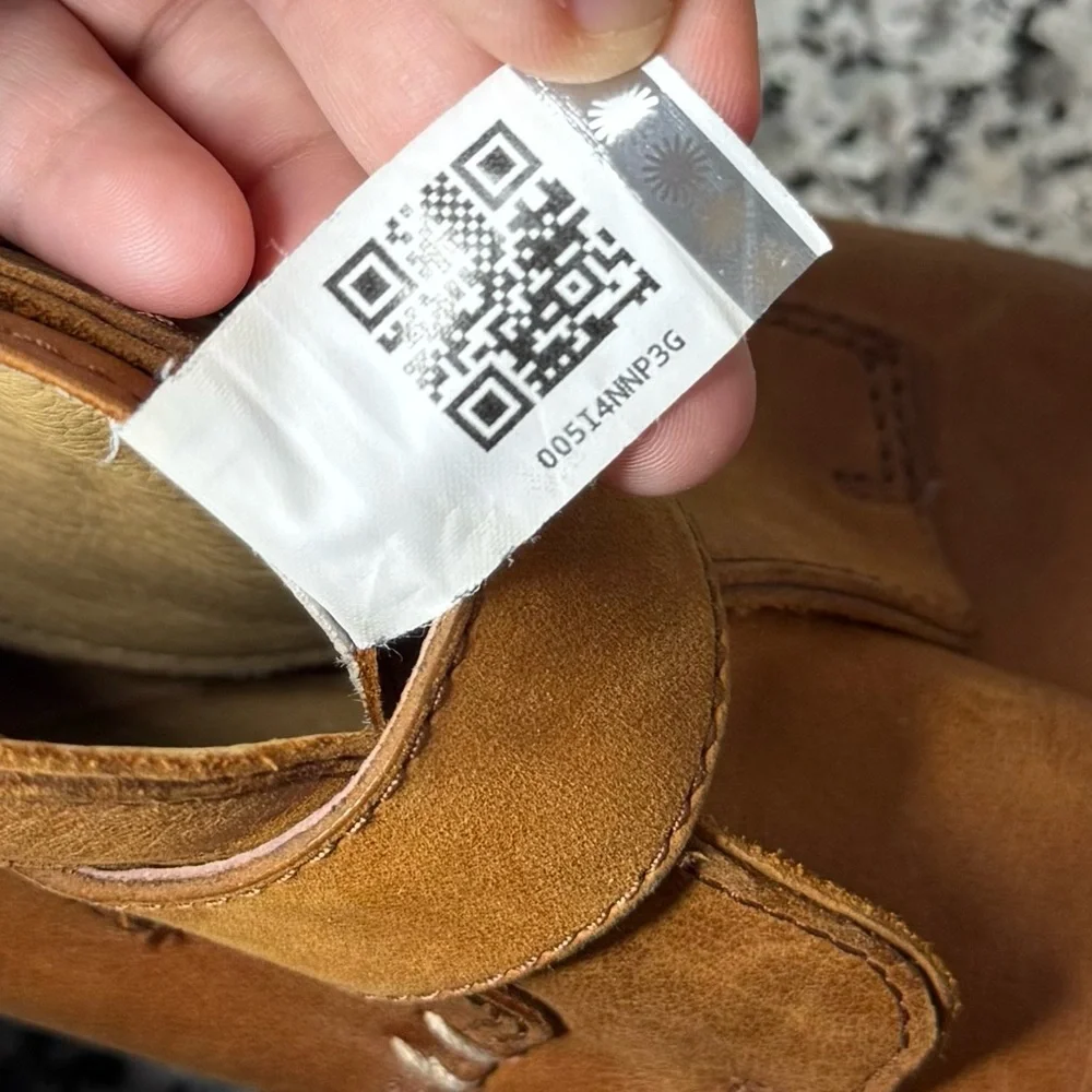 UGG Australia Graham Men's Brown Leather Buckle Ankle Boots Size 10